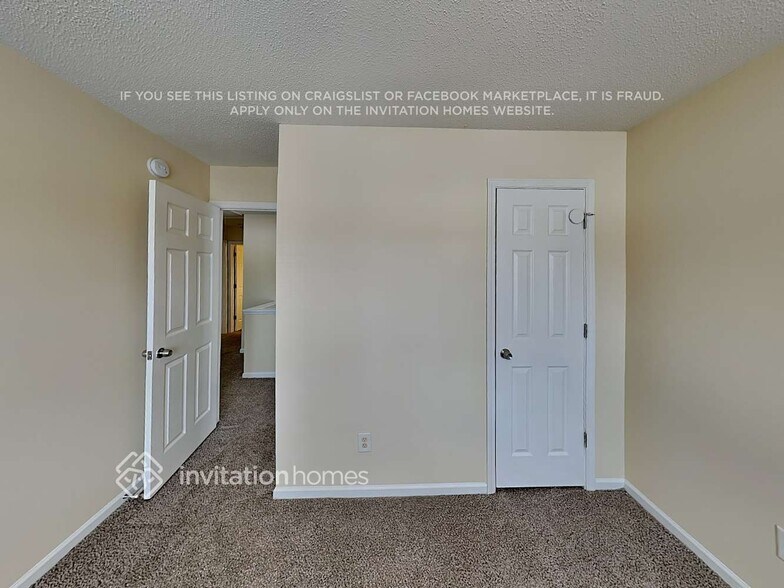 Building Photo - 1718 Mission Oaks St