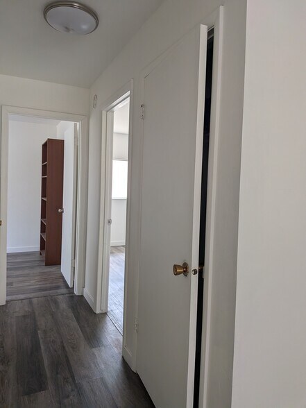 Building Photo - 595 W Tiffany Town Dr