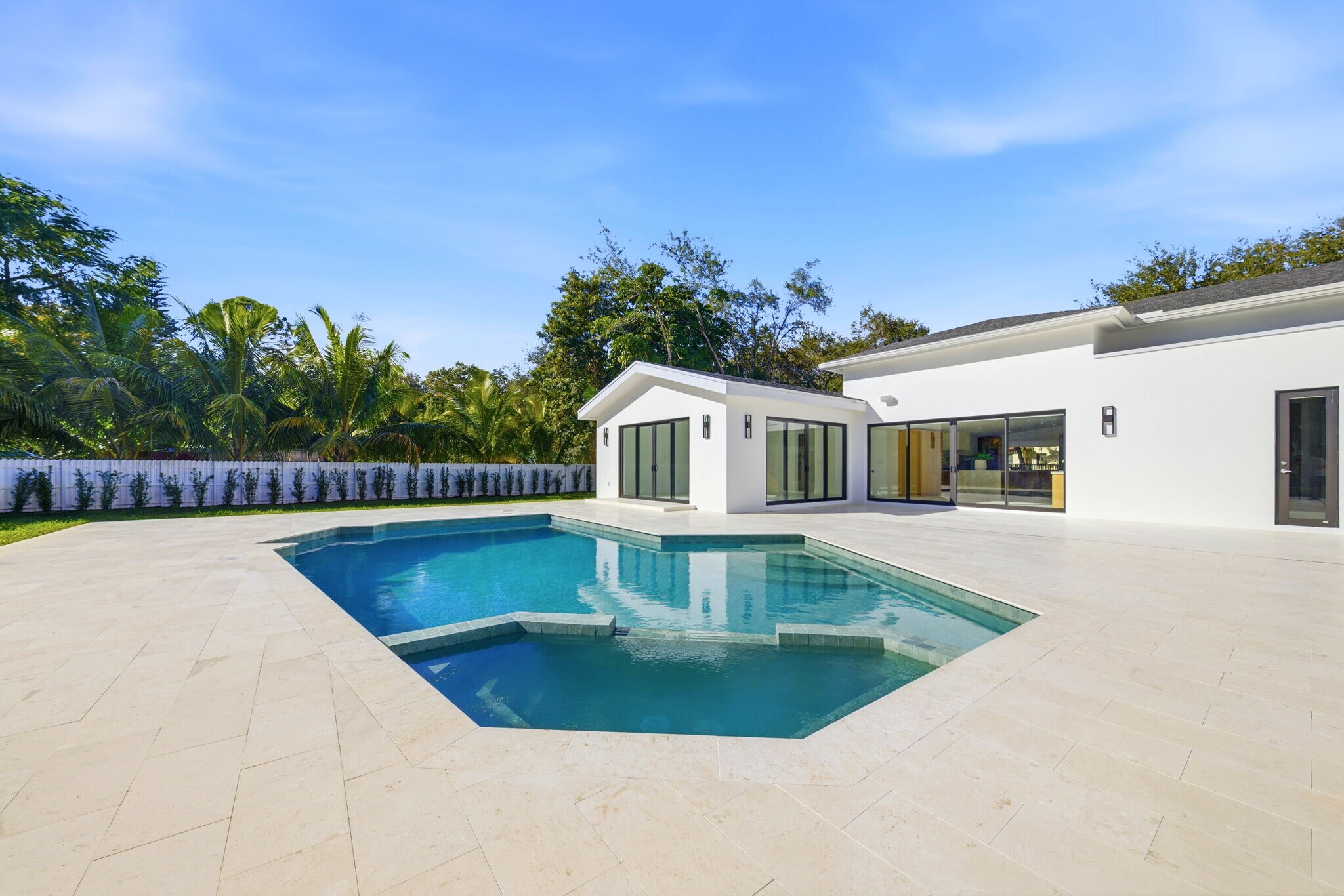 Building Photo - 8800 SW 118th St