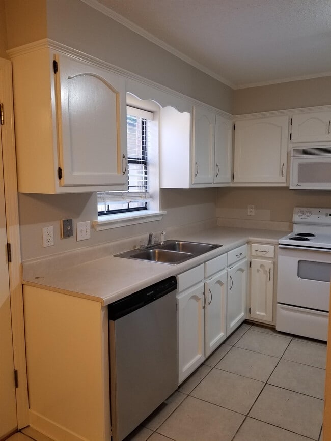 Building Photo - 9970 Smugglers Cove Ln