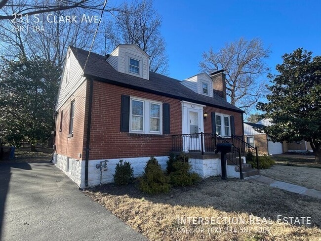 Building Photo - 231 S Clark Ave