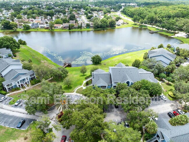 Building Photo - 2533 Grassy Point Dr