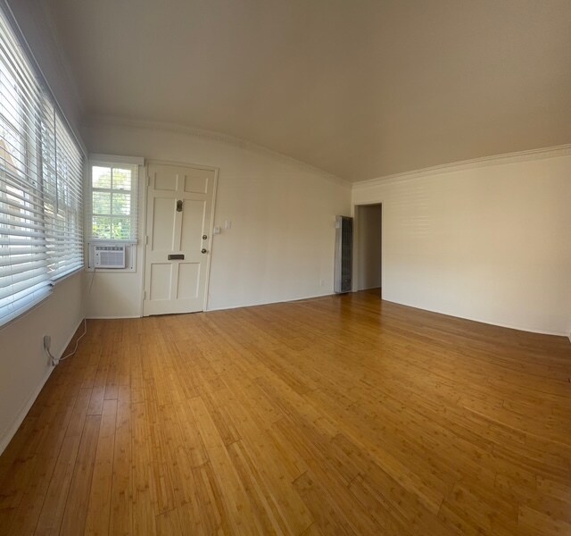 Bamboo Hardwood - 7920 Norton Ave