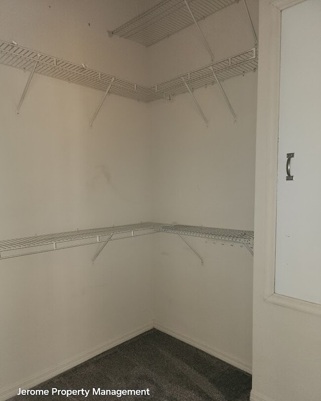 Building Photo - 5011 Sunridge Palms Dr