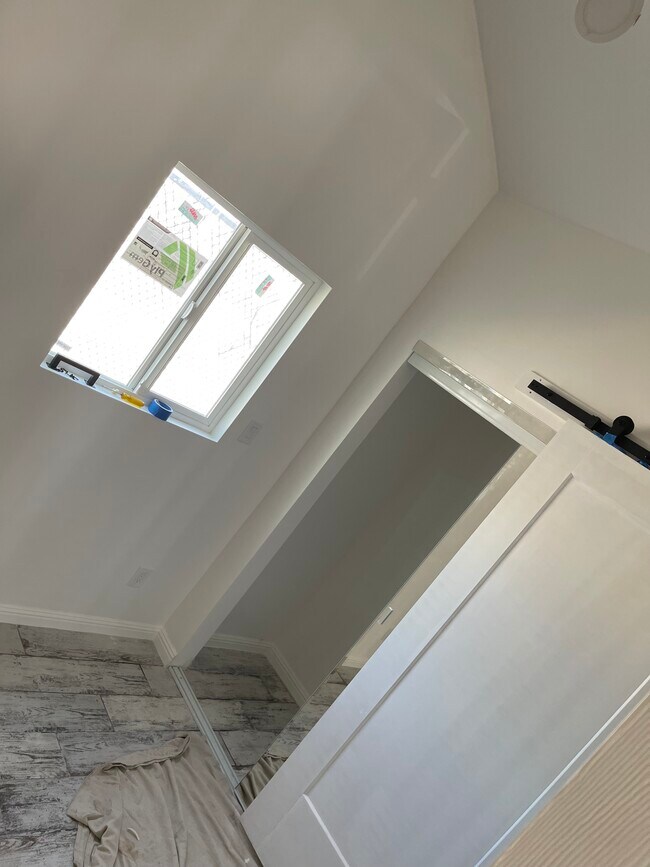 Building Photo - 6460 Kester Ave