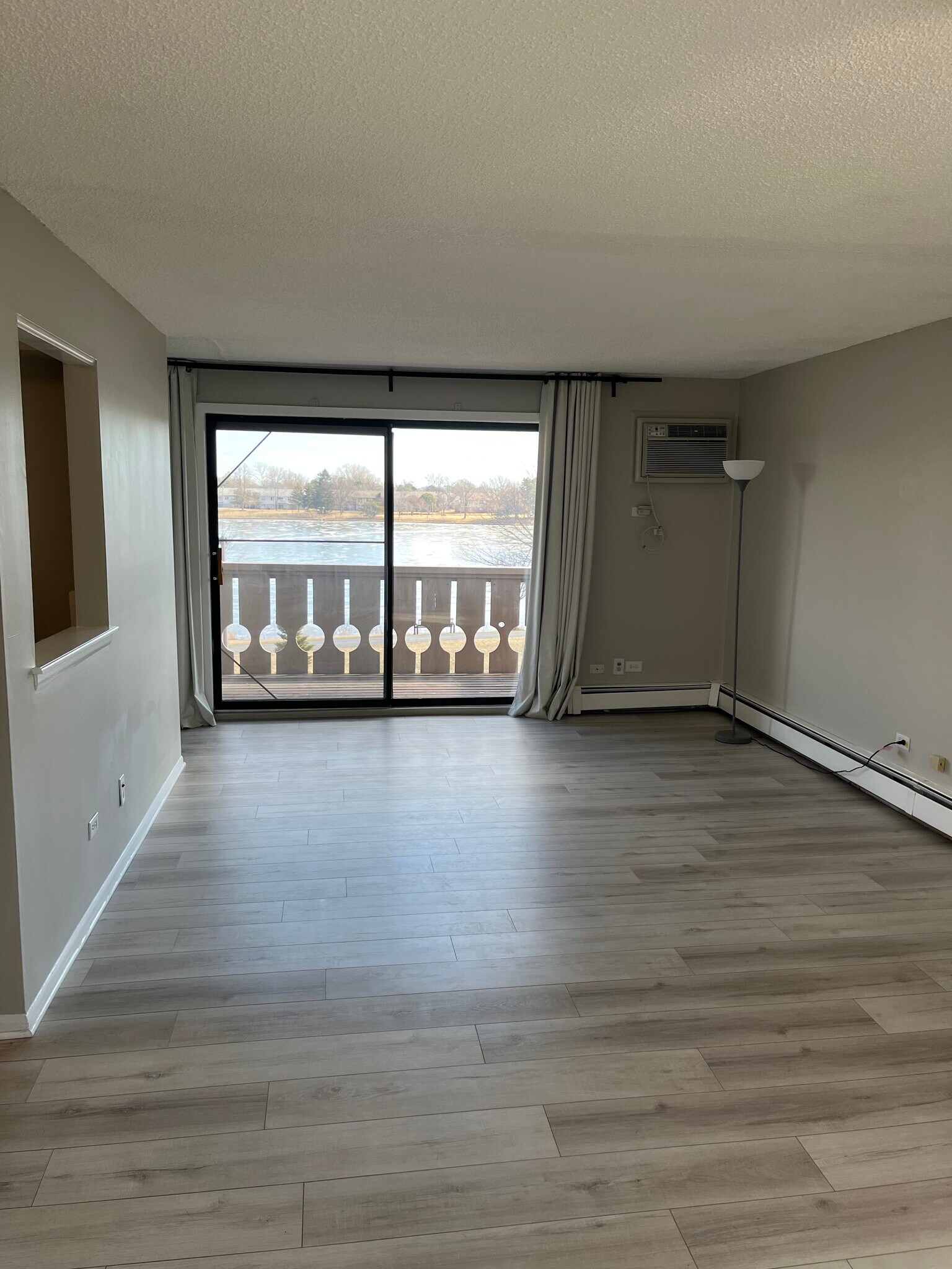 Building Photo - 5 Parkside Ct