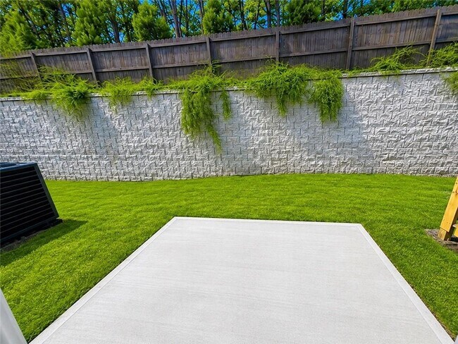 Building Photo - 401 Lanier Cir