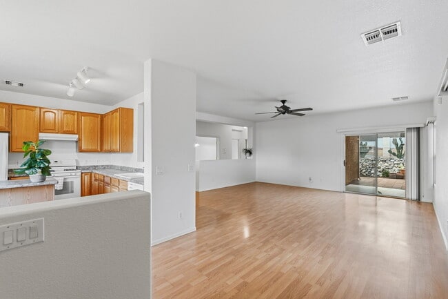 Building Photo - 10252 E Wasp Spring Dr