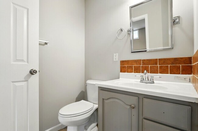 Building Photo - 14863 Chimbote Ct