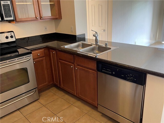 Building Photo - 1965 Las Colinas Cir