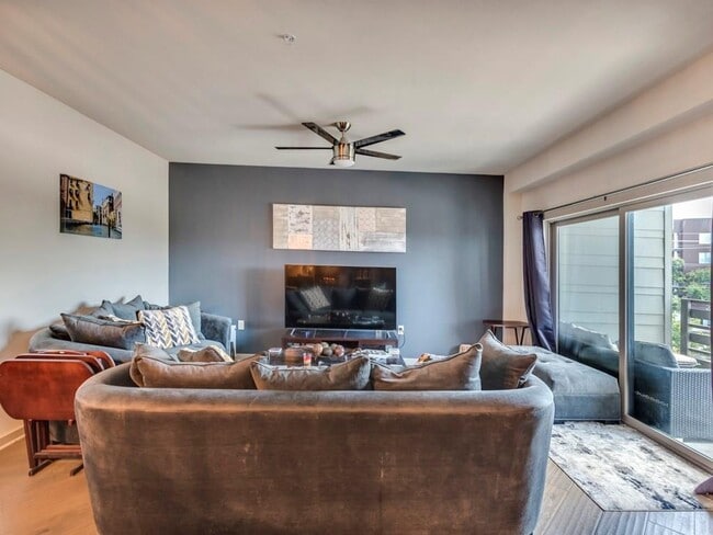 Building Photo - 3600 S Lamar Blvd