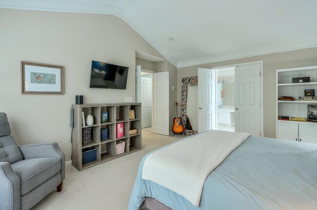 Building Photo - 508 Keeneland Ave