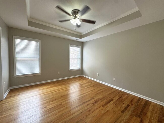 Building Photo - 889 Lenox Ct NE
