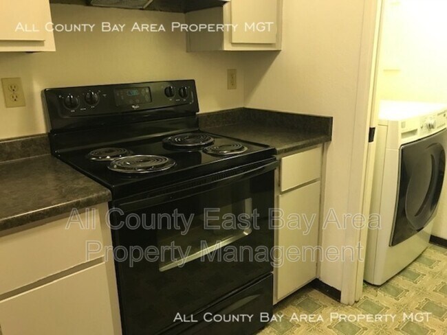 Building Photo - 3430 San Pablo Dam Rd