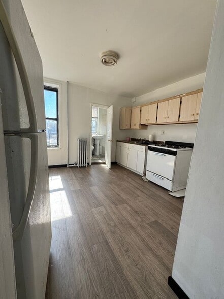 Primary Photo - 140 29th St