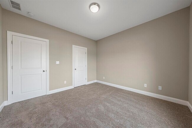 Building Photo - 457 Adalynn Cir