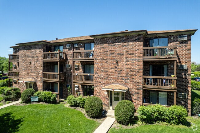 Building Photo - 1120-1122 Evergreen Ave