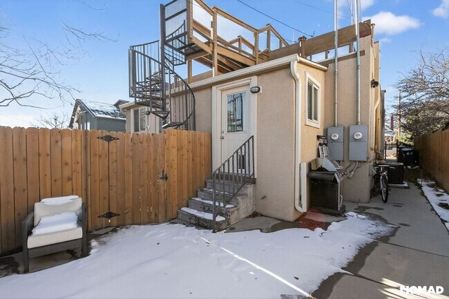 Building Photo - 3326 Quivas St