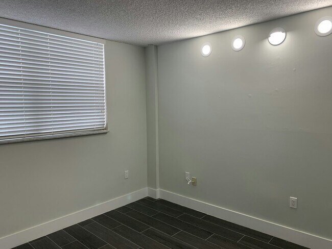 Building Photo - 14165 SW 87th St