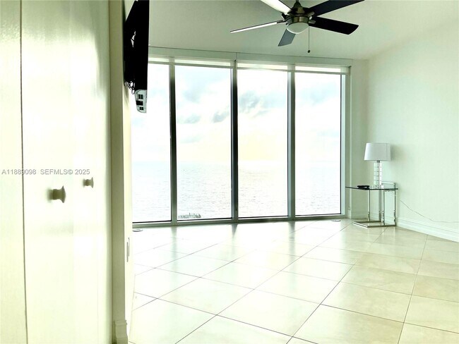 Building Photo - 16699 Collins Ave