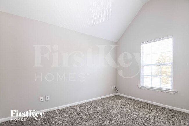 Building Photo - 2505 Boulder Ridge Dr