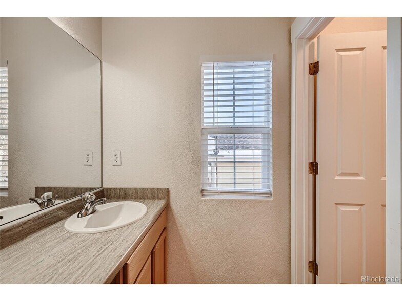 Building Photo - 13317 Glacier Rim Trl
