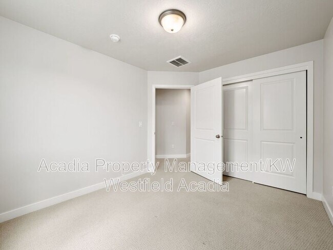 Building Photo - 15083 S Reins Wy