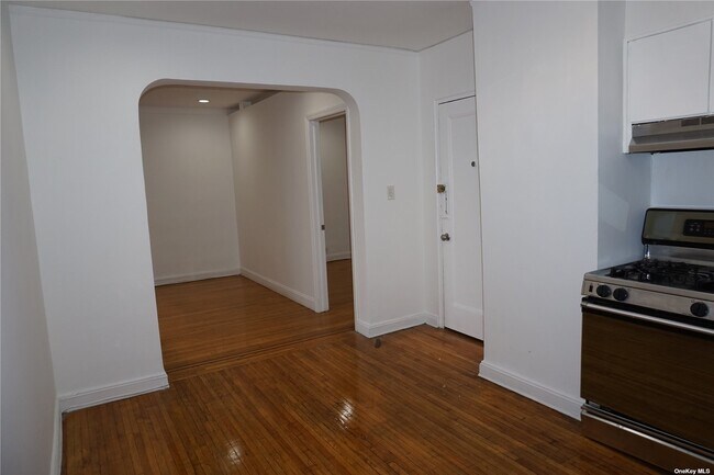Building Photo - 7615 35th Ave