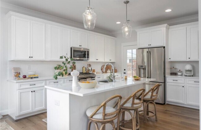 Building Photo - Modern 3-Bedroom, 3-Bath Home in Winston-Salem