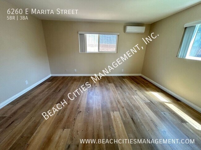 Building Photo - 6260 E Marita St