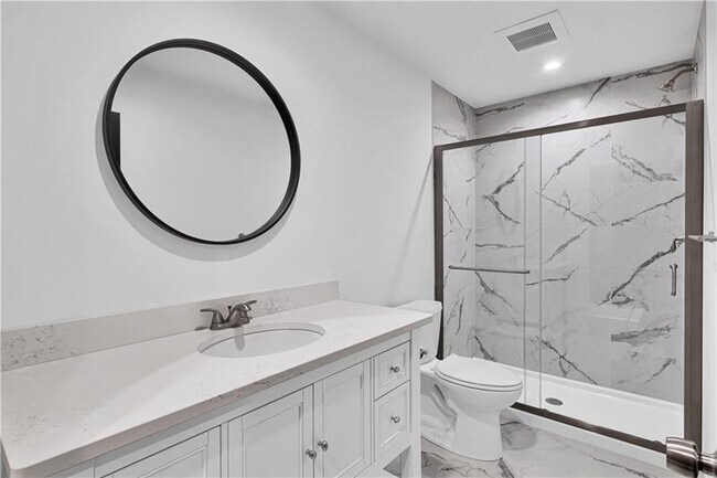 Building Photo - 3219 Kennett Sq