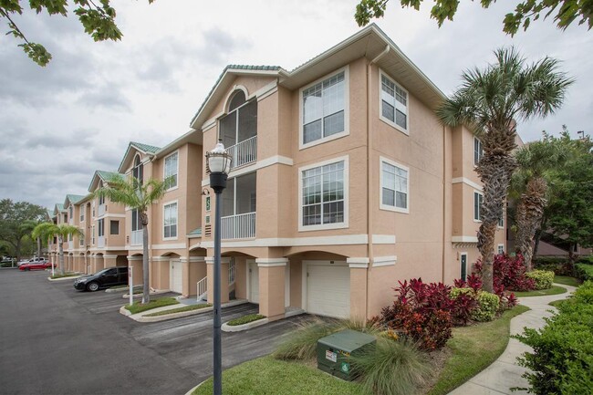 Building Photo - 5303 Bay Club Cir