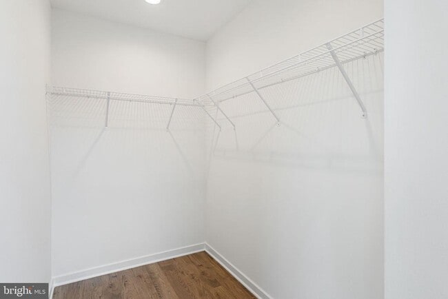 Building Photo - 3126 Pierview Ln
