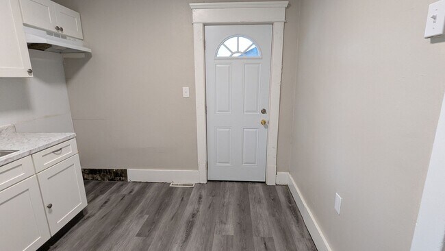 Building Photo - Daisy Lane Investment Group, LLC (916 6th St)