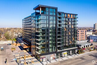 Building Photo - Odin