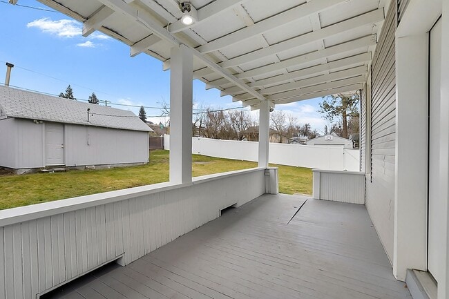 Building Photo - Great home for rent near Garland district