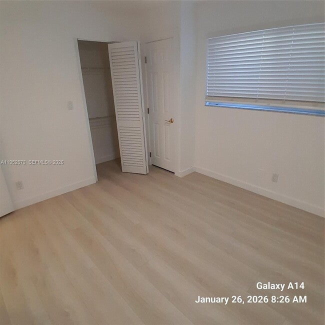 Building Photo - 2344 NE 12th St