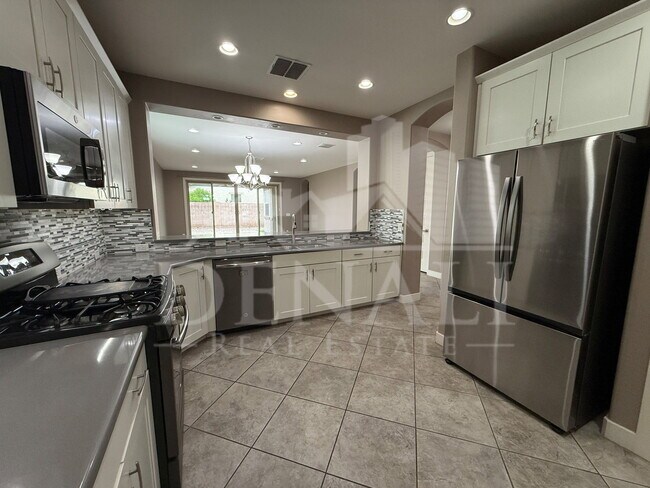 Building Photo - 244 E Prescott Dr