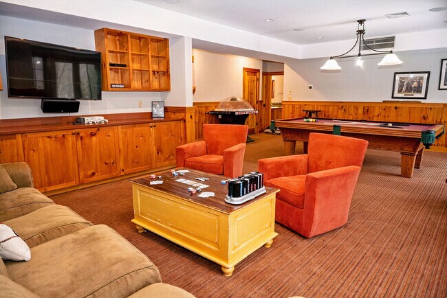 Building Photo - 28 Yellow Birch Cir