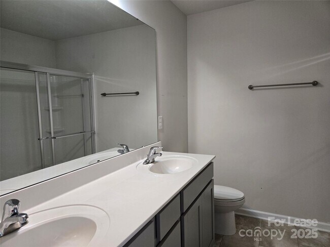 Building Photo - 525 San Marco Dr