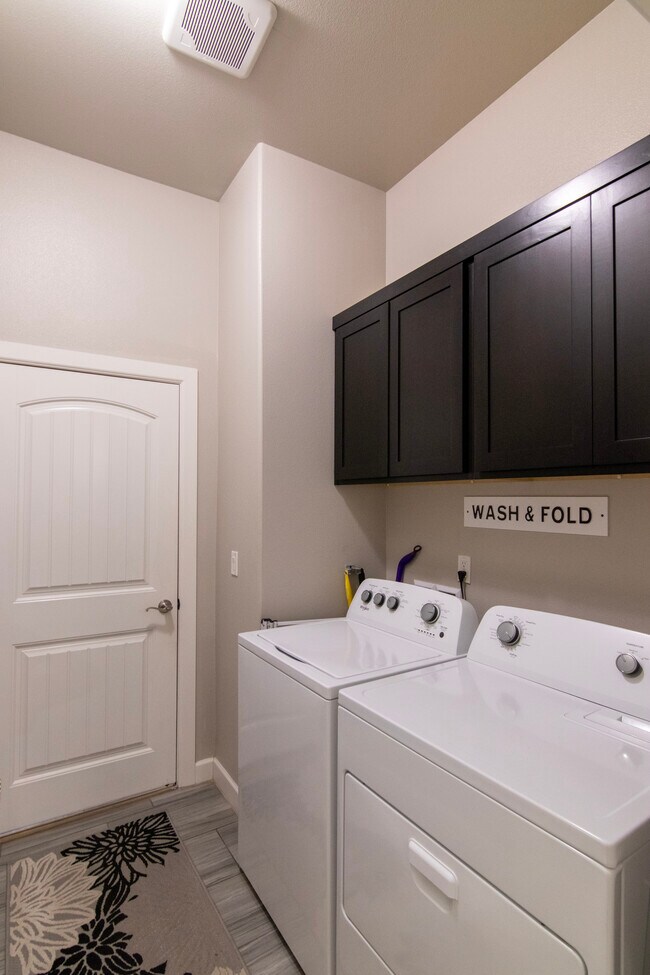 Laundry Room - 3456 David Palacio Dr