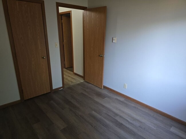 Building Photo - Welcome Home to Lagrange Living