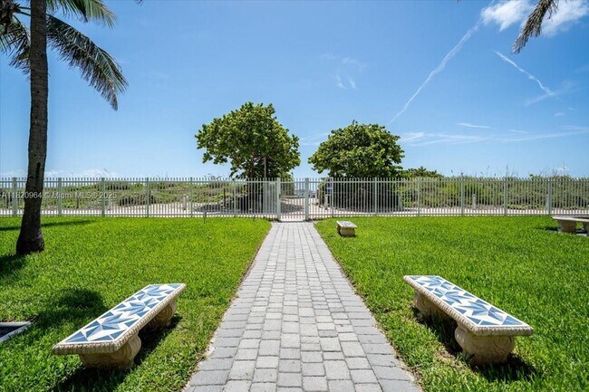 Building Photo - 6301 Collins Ave