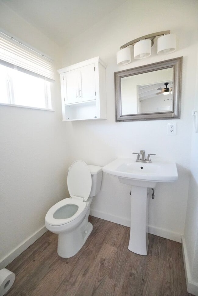 Building Photo - 6548 Stoneman Dr