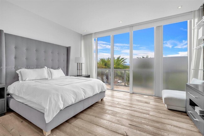 Building Photo - 9501 Collins Ave