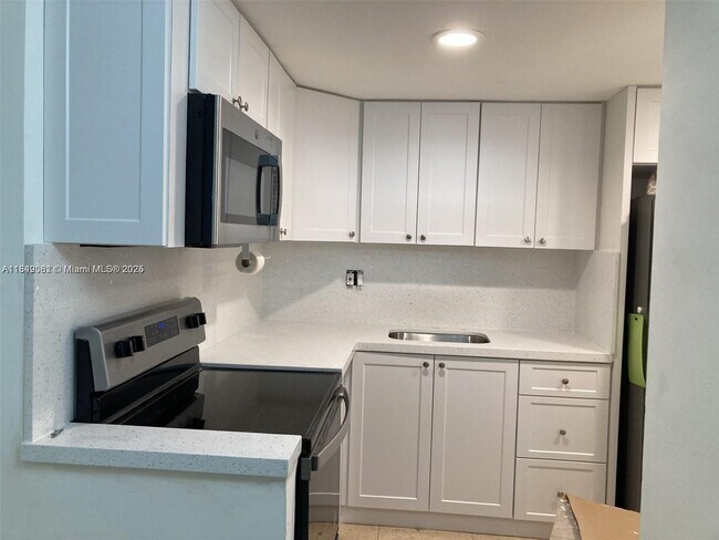 Primary Photo - 1205 SW 13th St