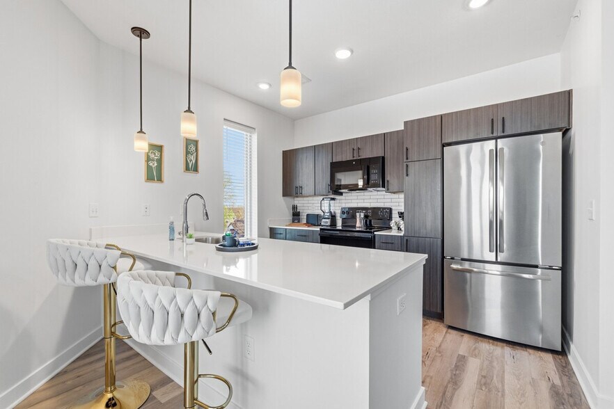 Building Photo - 1121 Laurel St