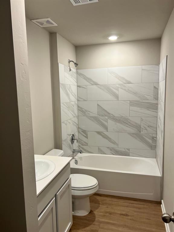 Building Photo - 2928 Firefly Dr
