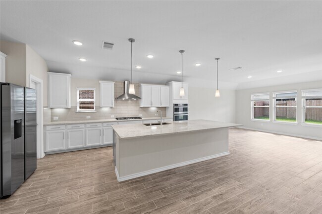 Building Photo - 25119 Sundance Park Ln