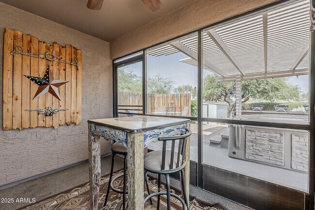 Building Photo - 15205 N Ivory Dr